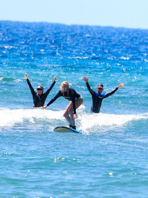 Surfer Girls, Surfing Videos, Surf Instructor, Surfing Tips, Village Park, Mavericks Surfing, Juno Beach, Trip To Maui, Maui Vacation