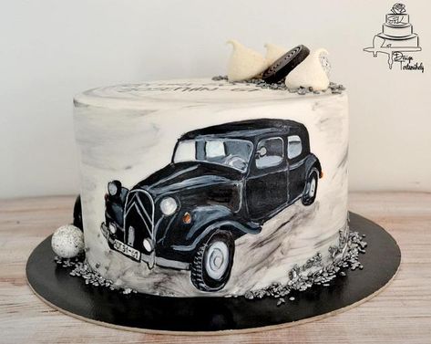 Old Citroen Car Cake Car Themed Cakes For Men, Vintage Car Birthday Cake, Classic Car Cakes For Men, Vintage Car Cakes For Men, Car Cake For Men, Car Cake Designs For Men, Car Cake Ideas For Men, Car Cakes For Men Birthdays, Car Theme Cake For Men