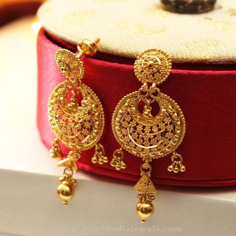 Plain Gold Earrings, Gold Earrings With No Stones, 22K Big Gold Earrings With No Stones. Gold Earrings Indian, Gold Jewels Design, Gold Jhumka Earrings, Perhiasan India, Gold Bridal Jewellery Sets, Gold Jewelery, Gold Pendant Jewelry, Gold Bride Jewelry, Gold Jewelry Earrings