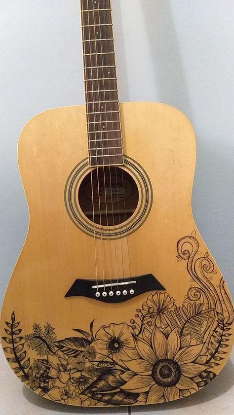 acoustic guitar Floral Acoustic Guitar, Painting A Guitar Diy, Guitar Artwork Drawings, Painting On Guitar Aesthetic, Hand Painted Guitar Acoustic, Classic Guitar Aesthetic, Painted Guitars Ideas, Art On Guitar, Painting On Guitar Ideas