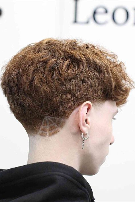 Subtle Spider Web Hair Design for Guys Cool Haircut Designs For Men, Fade Pattern Hair, Back Of Hair Designs Men, Hair Tattoos Mens, Men Haircut Designs Lines, Spider Man Haircut Design, Men’s Hair Designs, Designs For Haircuts, Mens Hair Designs Lines