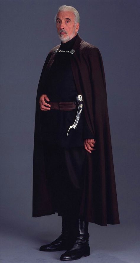 In loving memory of Christopher Lee, "Count Dooku"... Star Wars Sith Lords, Star Wars Villains, Count Dooku, Custom Robes, Star Wars Sith, Dark Side Star Wars, Star Wars Fashion, Christopher Lee, Star Wars Outfits