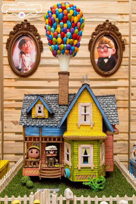 Kara's Party Ideas Disney's UP Inspired Birthday Party | Kara's Party Ideas Disney Up Cake, Игрушки Funko Pop, Carl Y Ellie, Deco Disney, Up Pixar, Movie Cakes, Up The Movie, Casa Halloween, Disney Birthday Cakes