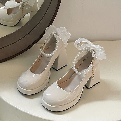 US Mall Lifes Vintage High Heels, Pearls Chain, Pearl Shoes, Dr Shoes, Cute Shoes Heels, Round Toe Shoes, Girly Shoes, Cute Heels, Mary Jane Heels