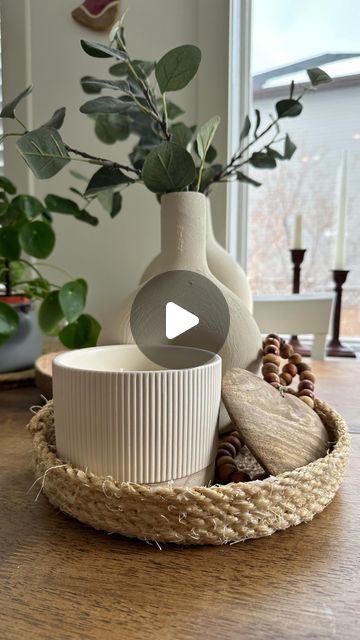 Dorota Kamilla Kwolek | furniture artist | tips& ideas on Instagram: "Rope tray decor step by step. 

🌟Like, save and share🌟 this one, as that's exactly how I did the other tray. 

Supplies I used 🤗

- old bucket, pot or whatever you want to use as a form 

- plastic wrap to protect the form surface 

- mat Mod Podge- you can use any other shin, but I like a mat one the most 

-twisted sisal rope 3/8 in x 50 ft- I didn't use the entire rope on my tray 

- for the jute tray, I used one and a half of jute rope 9 m-30’ long and about 5 millimetres wide, so that I would say medium-sized 

STEPS

✅ wrap your form in plastic wrap 

✅ apply a generous amount of Mod Podge so the rope will adsorb it from the wrap

✅ create your tray, bowl, planter, or whatever shape you want 

✅ secure with pins