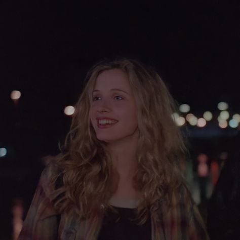 Julie Delpy 90s, Before Sunrise Celine, Celine Before Sunrise, Before Sunrise Movie, Before Trilogy, Julie Delpy, I Love Cinema, Before Sunset, Before Sunrise