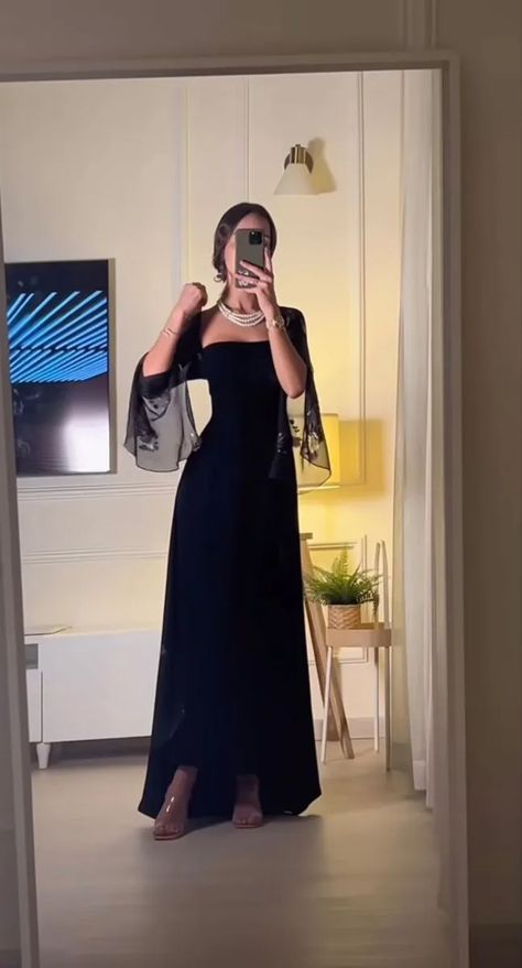 Interested in quiet luxury or dressing like the old money aesthetic? I'm sharing affordable outfits that can help you achieve the rich girl look on a budget. #ootd #style Modest Prom Dresses Aesthetic, Off The Shoulders Dress, Modest Prom Outfits, Modest Glam Dresses, Navy Gown Accessories, Arab Outfits For Women, Modest Black Dress Classy, Black Prom Dresses Modest, Fancy Dresses Modest