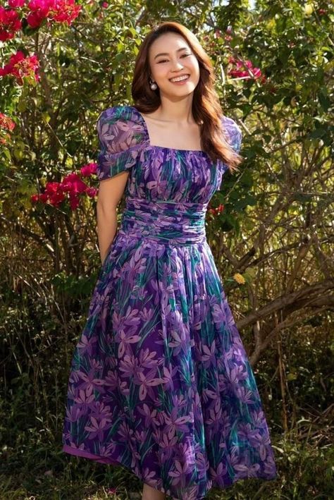 Floral Organza Frocks For Women, Short Sleeves Designs For Dresses, Organza One Piece Dress, Organza Short Frocks For Women, Floral Frocks For Women, Frock Models For Women, Organza Frocks For Women, Short Frocks For Women, Frock Designs For Women
