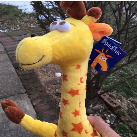 Toys R Us Giraffe, Toys R Us Geoffrey, The Giraffe, Toys R Us, Vintage Store, Yellow Orange, No More, Dinosaur Stuffed Animal, Kids Shop