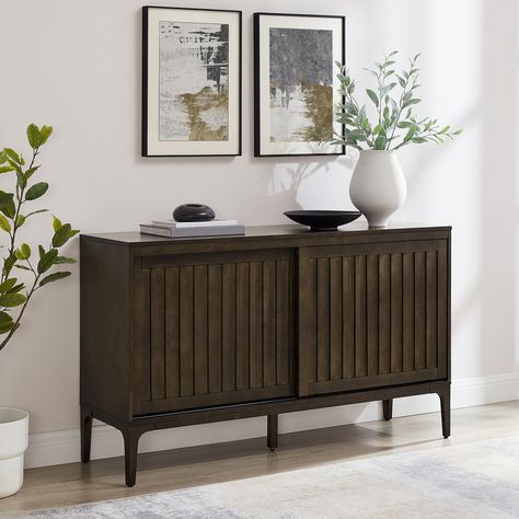 Modern Sideboard Living Room, Sideboards Next To Fireplace, Dark Brown Sideboard, Vintage Sideboard Makeover, Entry Way Cabinet Ideas, Dark Wood Living Room Decor, Accent Table Decor Living Room, Black And Wood Living Room, Entry Table Decor Modern