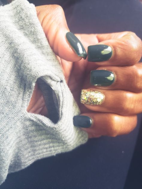 Hunter Green with Gold Glitter Holiday Nails, Winter Nails, Holiday Nail Colors, Holiday Nail, Nail Colors Winter, Winter Nail, Hunter Green, Gold Glitter, Nail Colors