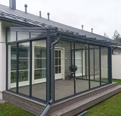 Garden Room Extensions, Screened Porch Designs, Rooftop Terrace Design, Patio Enclosures, Room Extensions, Sunroom Designs, Enclosed Patio, House Extension Design, Back Porch Ideas