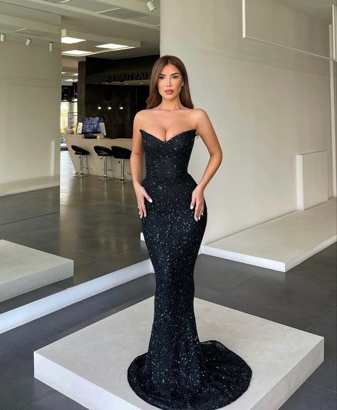 Glitter Strapless Dress, Long Prom Dresses, Evening Dresses 2023, Bride Party, Prom Dress Inspiration, Black Prom, Green Sequins, Mermaid Evening Dresses, Vestidos Prom