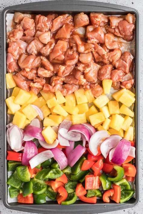 Essen, Pineapple Chicken Sheet Pan, Chicken Sheet Pan Recipe, Healthy Recipes Dinner, Chicken Sheet Pan, Sheet Pan Meals Chicken, Meal Healthy, Pan Recipe, Sheet Pan Suppers