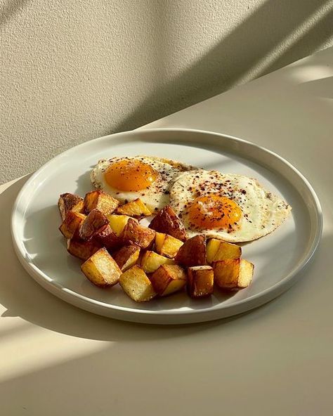 Potato’s And Eggs, Potatoes Eggs Breakfast, Potato Aesthetic, Egg And Potato Breakfast, Potato And Eggs, Egg Aesthetic, Eggs Aesthetic, Potato And Egg Breakfast, Egg And Potato