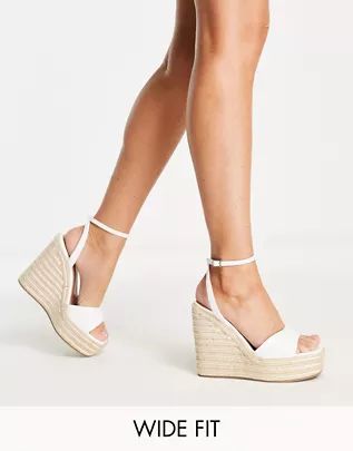 Shoes for Women | Flat, Designer & Wide-fit Shoes | ASOS Wedge White Heels, White Shoes For Dress, Trending Summer Shoes, White Wedges Heels, White Graduation Shoes, Grade 8 Grad Shoes, College Graduation Shoes, Espadrilles Wedges Outfit, Shoes For Graduation