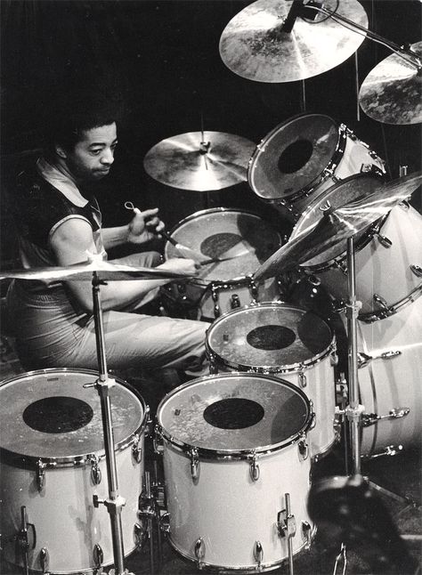 Tony Williams Drummer, Jazz Drumming, Jazz Drums, Jazz Drummer, Steve Gadd, Arte Jazz, Tony Williams, Gretsch Drums, Sky People