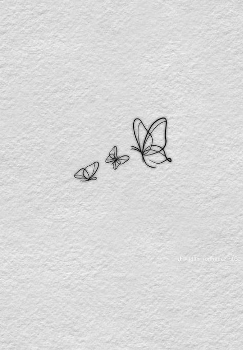 Tattoo Mariposa, Small Girly Tattoos, Basic Tattoos, Bauch Tattoos, Small Pretty Tattoos, Petite Tattoos, Tasteful Tattoos, Writing Tattoos, Spine Tattoos For Women