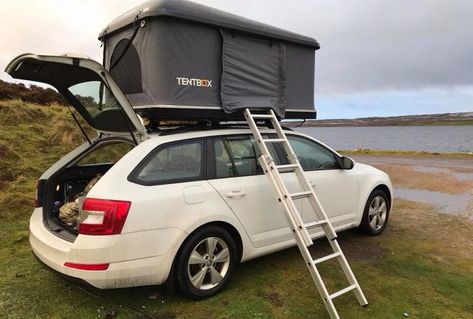 Roof Top Campers, Roof Rack Tent, Car Roof Tent, Overland Camper, Car Tent Camping, Tenda Camping, Station Wagon Cars, Camping Inspiration, Car Tent