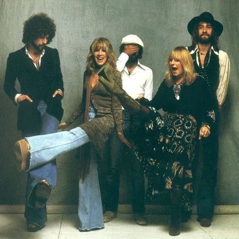 Hippies, John Mcvie, Mick Fleetwood, Buckingham Nicks, Lindsey Buckingham, Stevie Nicks Fleetwood Mac, Mazzy Star, Jeff Buckley, I'm With The Band