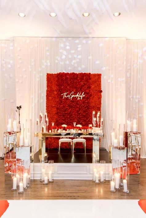 Red Gold Theme Wedding, Gold And Red Party Theme, Gold White And Red Wedding, White And Red Party Decorations, Red White Gold Wedding Decoration, Wedding Decorations Red And Gold, Red White Black And Gold Wedding, Red Gold And White Wedding Theme, Red And White And Gold Wedding