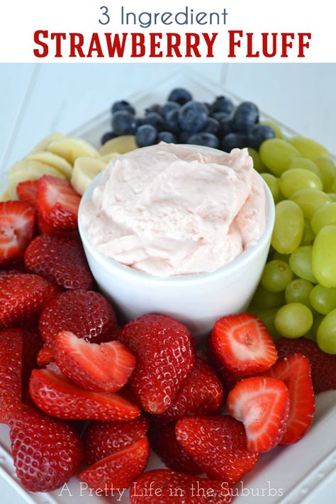 Strawberry Fruit Dip With Cream Cheese, Fruit Dip No Cream Cheese, Fruit Dip Cool Whip, Fluff Fruit Dip, Bunko Food, Fruit Dips, Strawberry Fluff, Fruit Desert, Fruit Dips Recipes