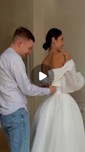 Detachable Skirt Wedding Dress, Wedding Dress Detachable Skirt, Convertible Wedding Dresses, Detachable Wedding Dress, Skirt Wedding Dress, Olivia Bottega, Detachable Skirt, Mini Wedding Dresses, Spring Wedding Dress