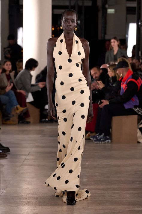 Patou Fall 2024 Ready-to-Wear Collection | Vogue Fashion Week Dresses, Fall 2024 Fashion, Runway Gowns, 2024 Fashion Trends, Polka Dots Outfit, Copenhagen Fashion Week, Couture Details, 2024 Fashion, Summer Wedding Dress