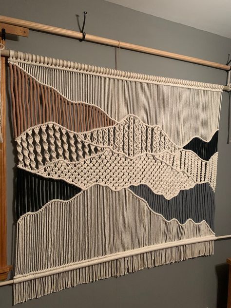 Mountain Macrame Wall Hanging, Macrame Mountain Wall Hanging, Macrame Mountains, Woven Wall Hanging Pattern, Macrame Landscape, Long Macrame Wall Hanging, Macrame Wall Hanging Bedroom, Bedroom Macrame, Easy Macrame Wall Hanging