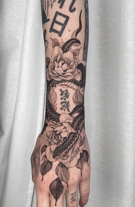 Men’s Biceps Tattoo, Japanese Tattoos For Men Arm, Sophrosyne Tattoo, Simple Thigh Tattoos For Men, Unique Tattoos For Men Creative, Ornamental Tattoo Sleeve, Hamstring Tattoo, Mens Forearm Tattoo, Jaw Tattoo