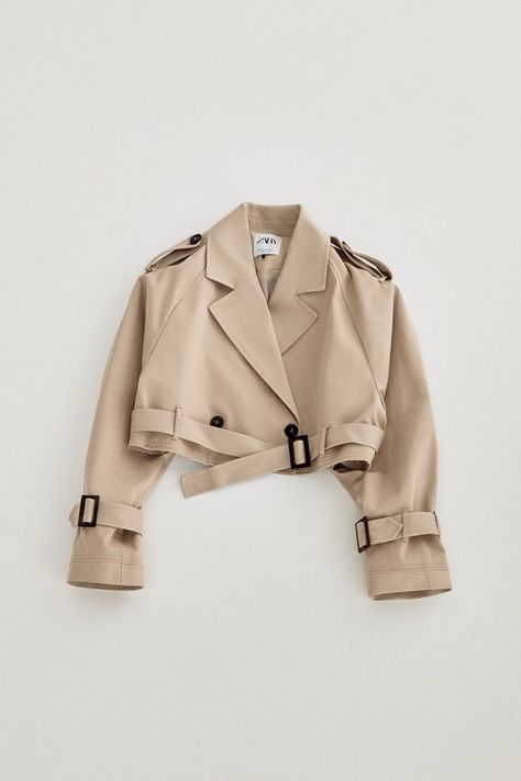 Trench Jacket Outfit, Short Trench Coat Women, Court Outfit, Winter Coat Short, Cropped Trench Coat, Short Trench Coat, Trench Coat Outfit, Cropped Coat, Cream Tones