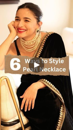 Jewellery For Copper Zari Saree, Saree With Jewellery Ideas, Choker With Saree, Saree With Pearl Jewellery, Pearl Necklace Designs Indian, Saree Alia Bhatt, Pearl Styling, How To Style Pearls, Scarf Hacks
