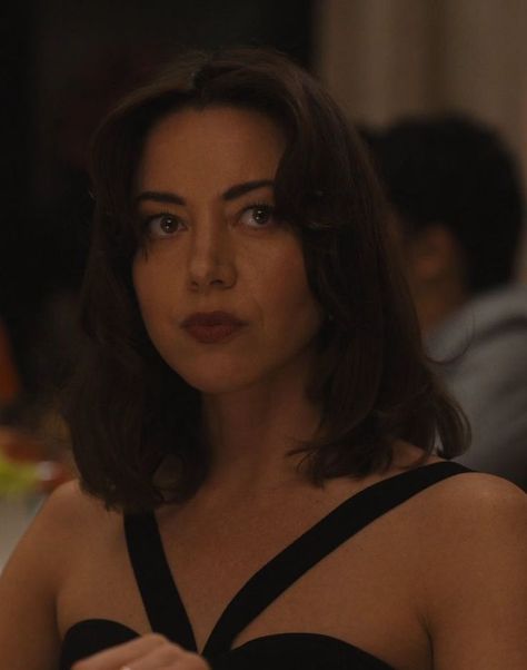Aubrey Plaza as Harper Spiller in “The White Lotus” Season 2 Tumblr, Harper Spiller, The White Lotus Season 2, White Lotus Season 2, The White Lotus, Aubrey Plaza, Rose Of Sharon, White Lotus, Grow Out
