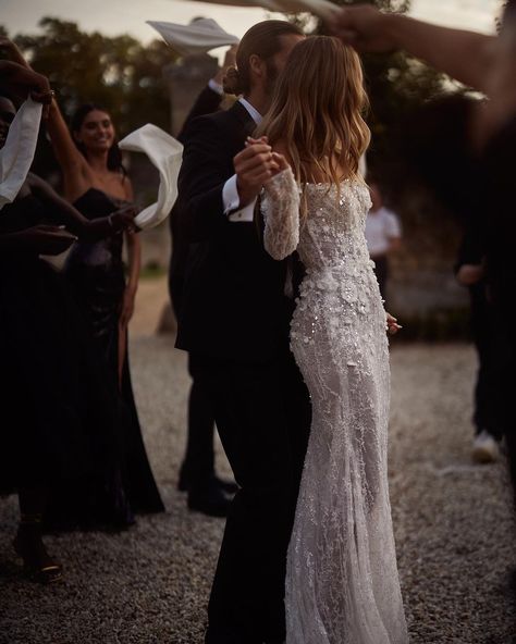 Wedding • Instagram Lacey Sparkly Wedding Dress, Long Sleeve Berta Wedding Dress, Romantic Vintage Wedding Dress, Avantgarde Wedding Dress, Tattooed Bride Classy, Royal Wedding Dress Aesthetic, Engagement White Dress, Vintage Italian Wedding Dress, Tall Bride