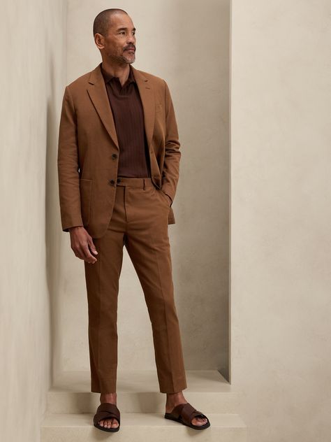 Male Cocktail Attire, Linen Suit Men, Brown Suits For Men, Suit Guide, Summer Suits Men, Print Suits, Fall Suit, Tan Suit, Brown Suit