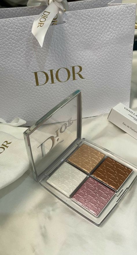 Dior Backstage Glow Face Palette, Rosa Make-up, Soft Make-up, Boho Makeup, Gene False, Best Makeup Brands, Dior Backstage, Eyeshadow Products, Make Up Palette