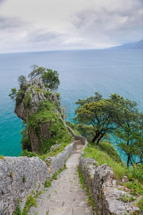 Faro del Caballo_Cantabria_Camino_del_Norte Bilbao, Nature, Adventure Time, Santiago, Santiago De Compostela, Spanish Summer, Anima Mundi, 2024 Goals, Wild And Free