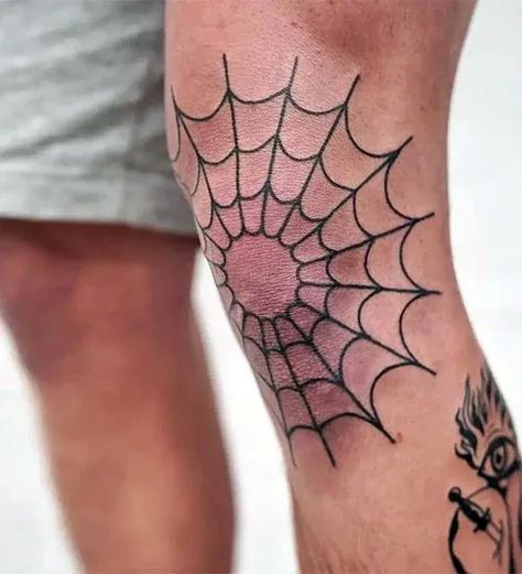 Simple Web Knee Tattoo Designs Patchwork, Mens Above Knee Tattoo Ideas, Tattoo On Knees For Men, Knee Tatoos Men, Tattoo Ideas For Men Knee, Easy Knee Tattoo, Knee Web Tattoo, Tattoo Ideas For Men On Leg, Tattoo Man Leg