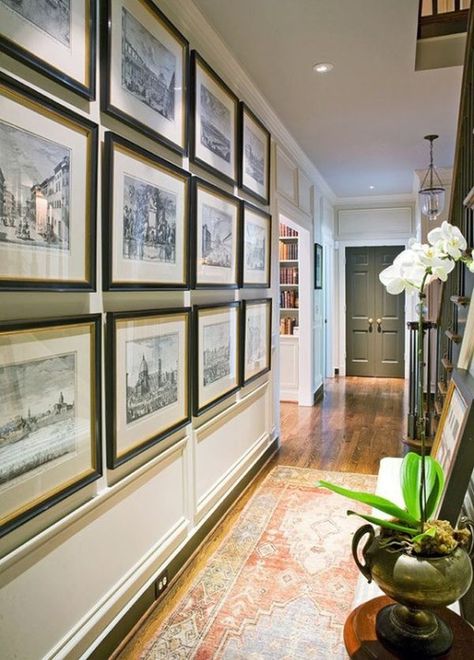 25 Best Hallway Walls – Make Your Hallways As Beautiful As The Rest Of Your Home Foyer Decorating, Hallway Walls, Hallway Wall, Long Hallway, Entry Hallway, Hallway Ideas Colour, Narrow Hallway, Black Doors, Modern Country