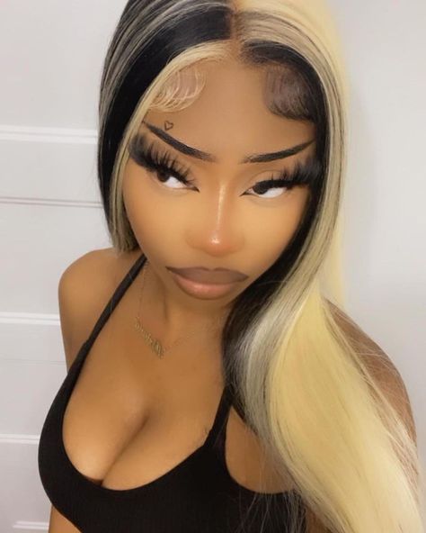 HD LACE WIGS on Instagram: “💓DM/comment for the hair link!!! Web: www.slovehair.com (We will have special events for sales&giveaway on our website.) Cr: @__7ana__…” Wigs On Dark Skin Women, Cute Valentines Hairstyles, Lace Front Wigs Styles, Hair Color Wigs, Y2k Hairstyles Black Women, Hood Aesthetic, Wigs Color, Skunk Hair, Split Dyed Hair