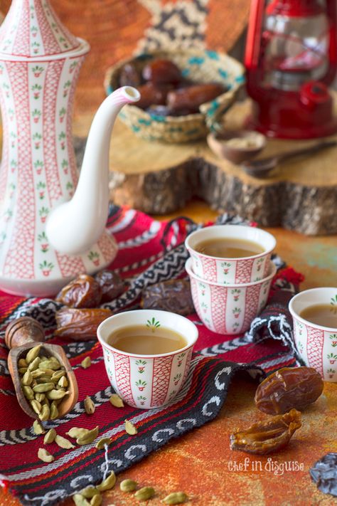 Arabic coffee – Chef in disguise Middle Eastern Coffee, Saudi Coffee, Arabic Tea, Middle Eastern Dishes, Arabic Coffee, Arabic Sweets, Coffee Photography, In Disguise, Arabic Food