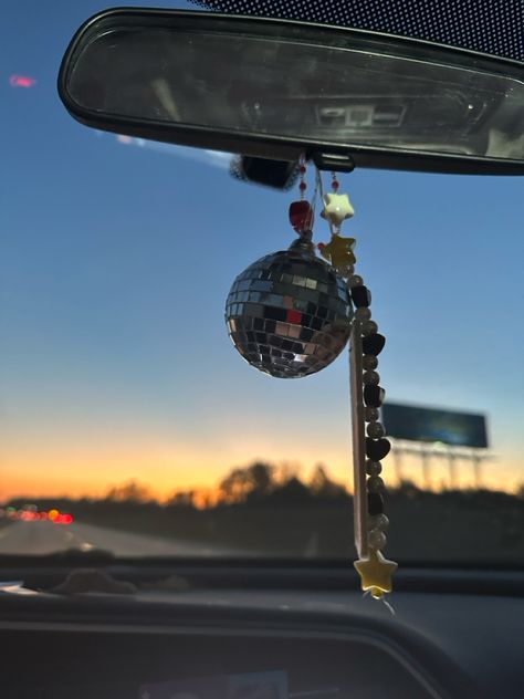 Car Mirror Accessories Aesthetic, Mirrorball Car Decoration, Disco Ball Rear View Mirror, Mirrorball Keychain, Disco Ball Car Decor, Car Disco Ball, Taylor Swift Car Decor, Cute Car Decor Ideas, Orange Disco Ball