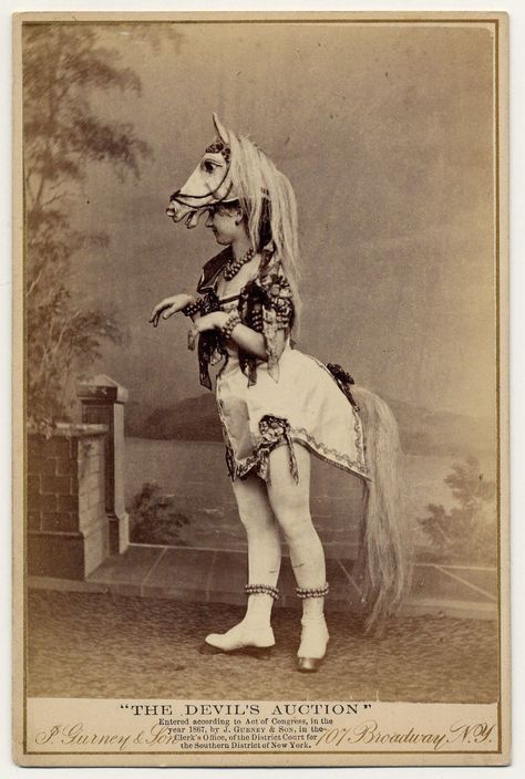 1890: Victorian burlesque dancers and their elaborate costumes Victorian Burlesque, Minstrel Show, Burlesque Vintage, Showgirl Costume, Horse Mask, Vintage Burlesque, Horse Costumes, Burlesque Costumes, Rare Historical Photos