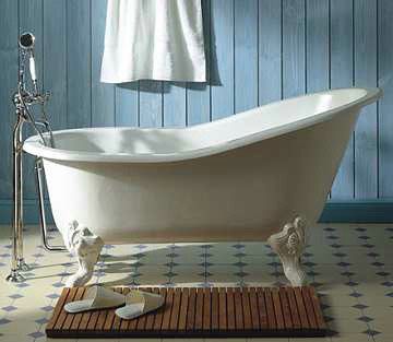 http://www.manufacturedhomepartsinfo.com/manufacturedhomebathtubs.php has some information on the various bathtubs available for your manufactured home. Antique Bathtub, Slipper Bathtub, Vintage Style Bathroom, Vintage Bathtub, Slipper Tubs, Cast Iron Bathtub, Claw Foot Bath, Vintage Tub, Cast Iron Tub