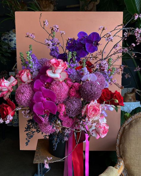 Nature, Florist Shop Aesthetic, Colorful Floral Arrangement, Preserved Flowers Bouquet, Floral Therapy, Florist Instagram, Flower Arragement, Flower Instagram, Corporate Flowers