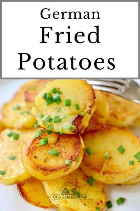 How To Make German Fried Potatoes | Bratkartoffeln German Fried Potatoes, Beef Rouladen, German Breakfast, Easy German Recipes, Fried Potatoes Recipe, Fried Potato, Raw Potato, German Potato Salad, Family Dinner Recipes