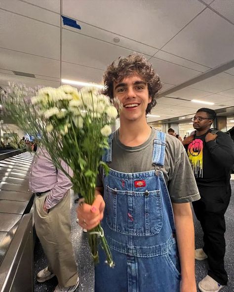 Jack Dylan Grazer, Jack Finn, Jack G, Marriage Material, It Movie Cast, At The Airport, Hot Actors, Cakes For Boys, Attractive People