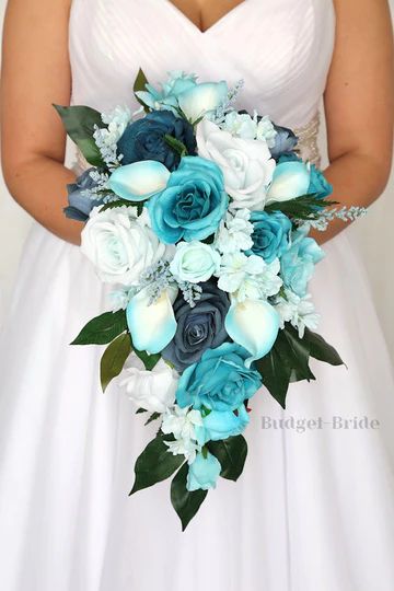 Navy And Tiffany Blue Wedding, Turquoise Wedding Bouquet Rustic, Wedding Bouquet Turquoise, Teal And Grey Wedding Cake, Shade Of Blue Wedding Theme, Tiffany Blue Wedding Bouquet, Aqua Flower Bouquet, Teal Wedding Flowers Bouquets, Teal And Royal Blue Wedding