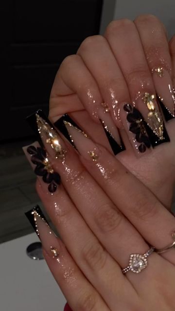 Mayra 💗 on Instagram: "In love with this color combo 🫶🏼🖤✨" Stunning Tattoos For Women, May Nail Designs, Growth Tattoos, House Interior Makeover, Gold Nails Prom, Healing Tattoos, Black Prom Nails, Sweet 16 Nails, Nails Brush