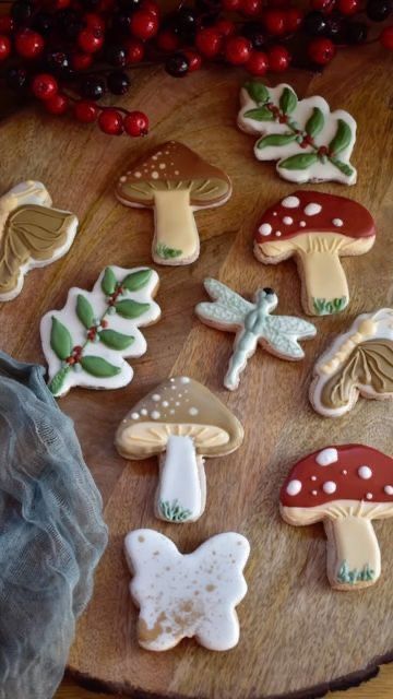 Mushrooms Party Decorations, Forest Themed Party Decorations, Fairycore Themed Party, Mushroom Theme Wedding, Mushroom Themed First Birthday, Cottagecore Birthday Party Theme, Mushroom Bachelorette Party, Mushroom Baby Shower Cookies, Mushroom Shaped Food